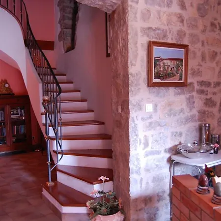 Mas Dumas - Maison De Village En Pierre Avec Jardin Prive