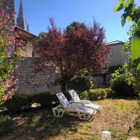 Holiday home Mas Dumas - Maison De Village En Pierre Avec Jardin Prive *