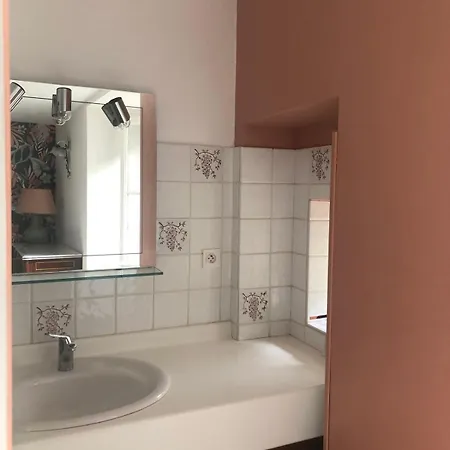 Holiday home Mas Dumas - Maison De Village En Pierre Avec Jardin Prive